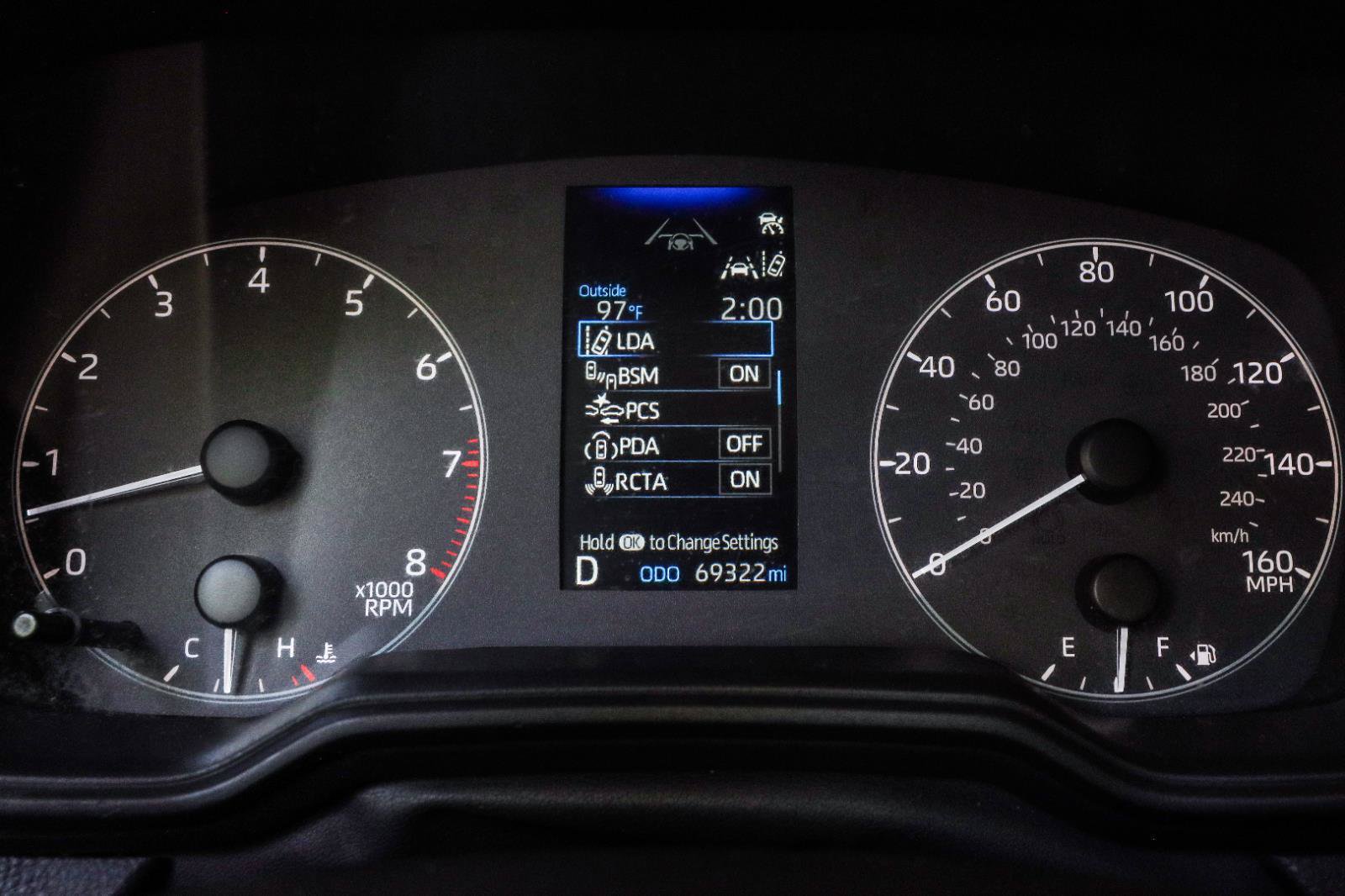 Used 2025 Toyota Corolla LE w/ LE Premium Package FWD image 6