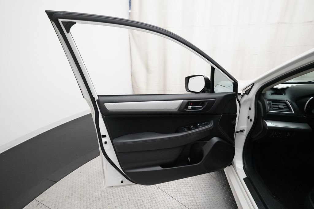 Used 2016 Subaru Legacy 2.5i Premium AWD/4WD image 28