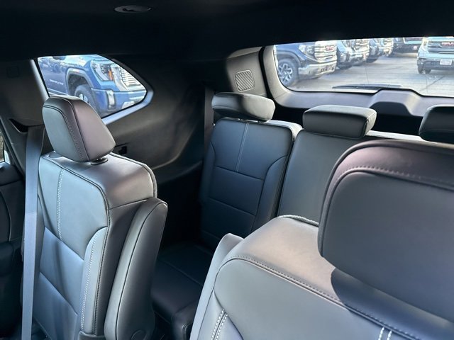 New 2026 GMC Acadia Elevation image 25