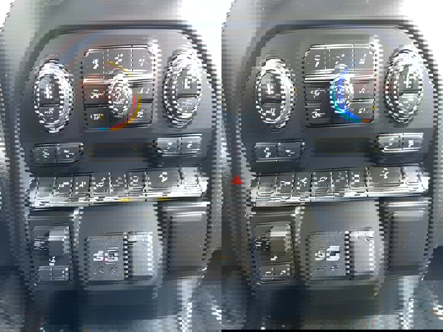 Used 2019 Chevrolet Silverado 1500 RST image 12