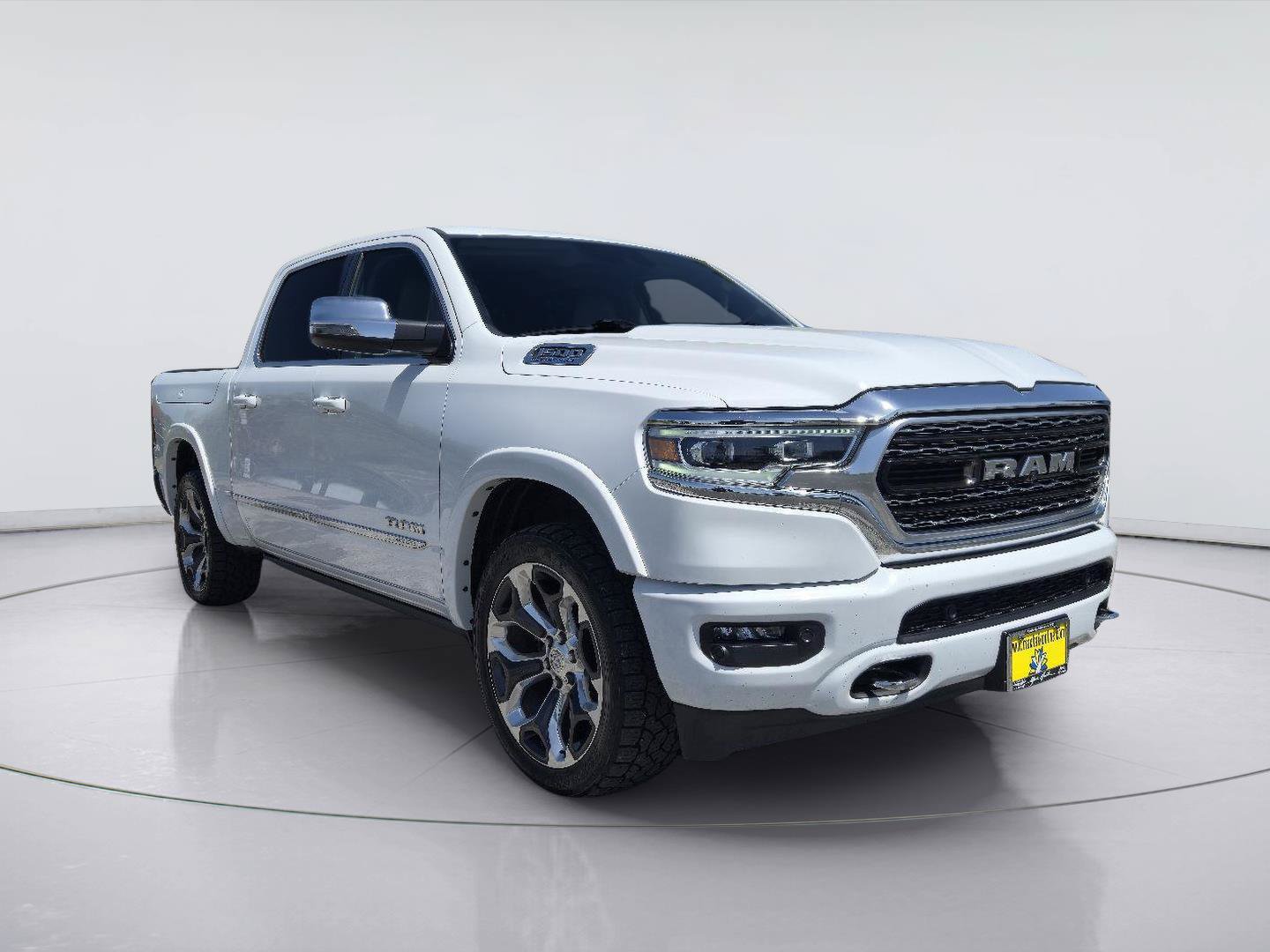 Used 2024 RAM 1500 Limited AWD/4WD image 7