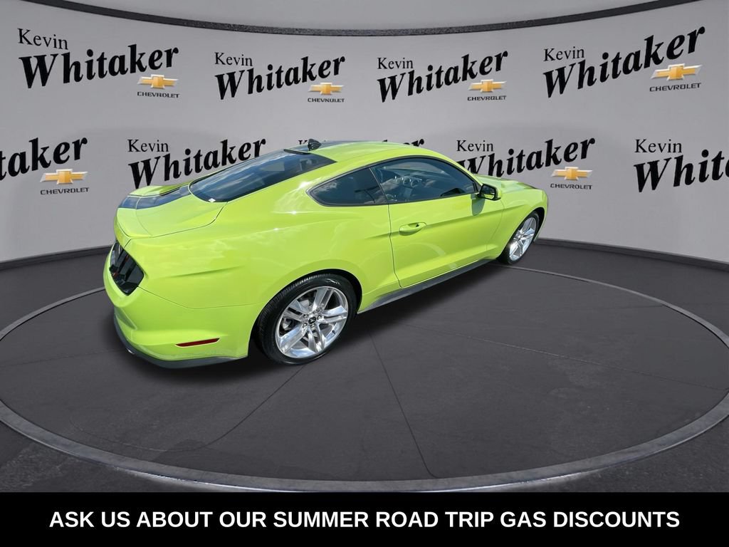 Used 2020 Ford Mustang Premium RWD image 9