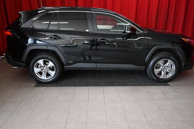 Certified 2024 Toyota RAV4 XLE image 4