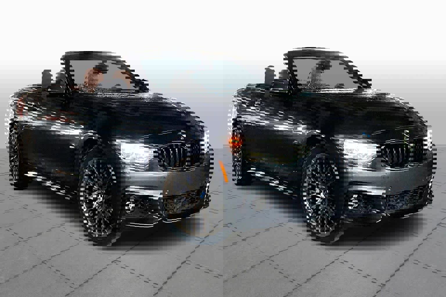 Used 2019 BMW 440i xDrive Convertible w/ M Sport Package image 2