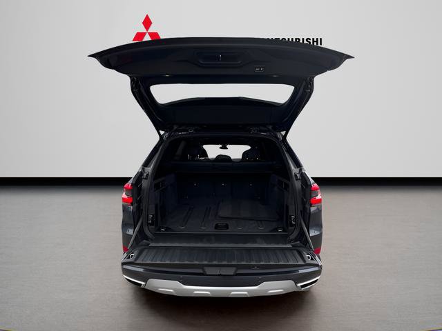 Used 2019 BMW X5 xDrive50i w/ Parking Assistance Package image 24