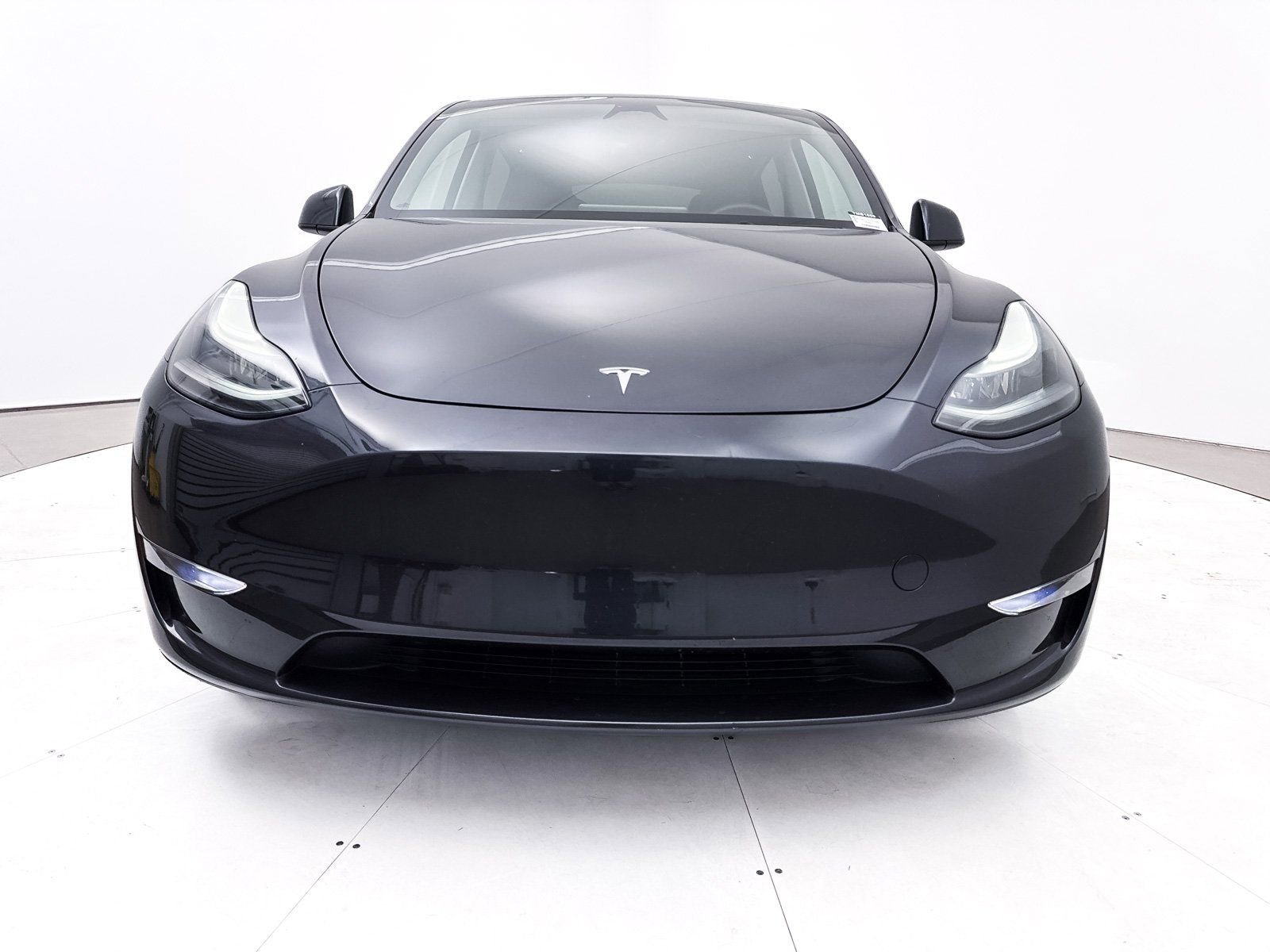 Used 2024 Tesla Model Y Performance image 11
