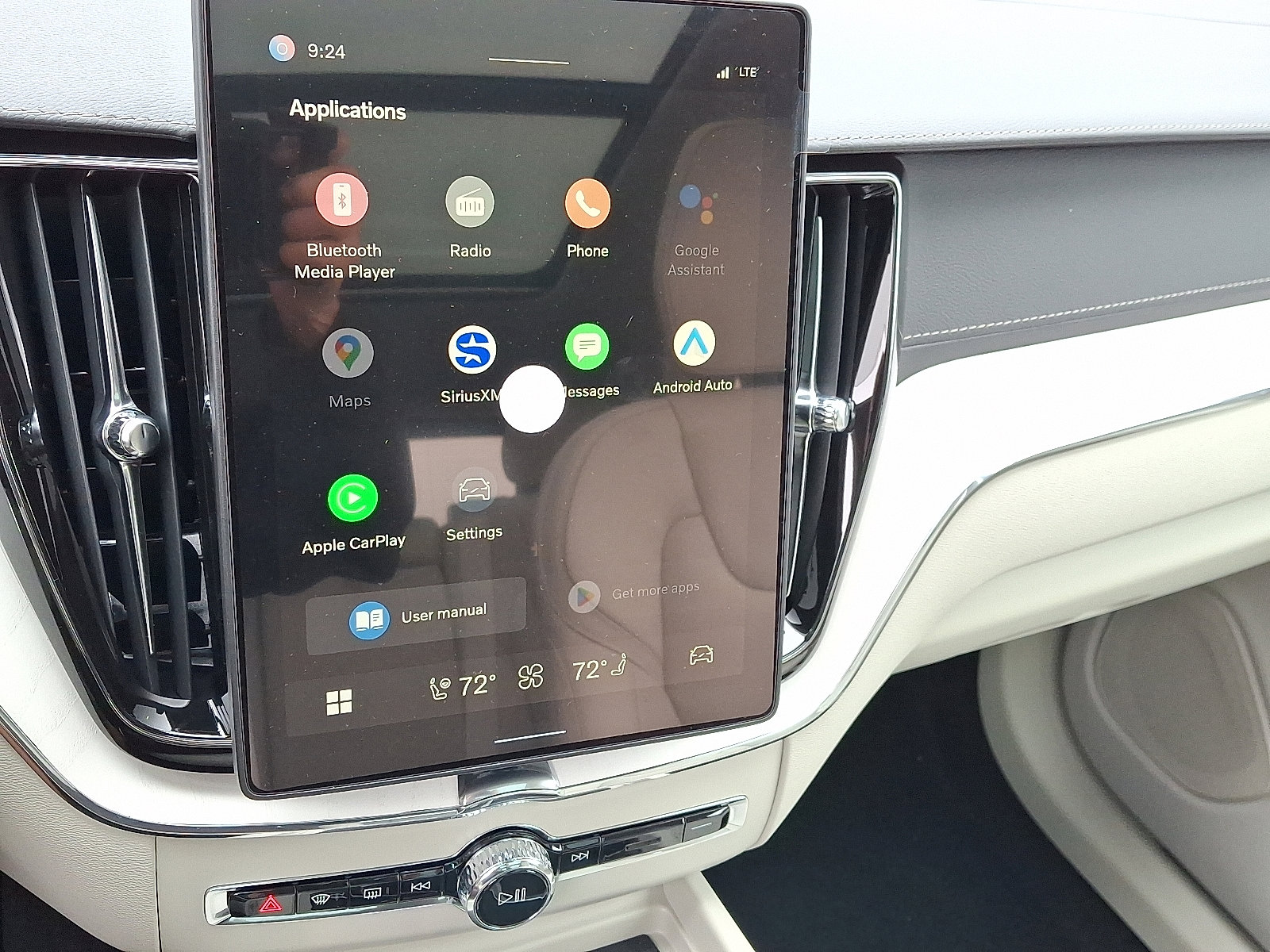 New 2026 Volvo XC60 B5 Ultra w/ Protection Package Premier image 11