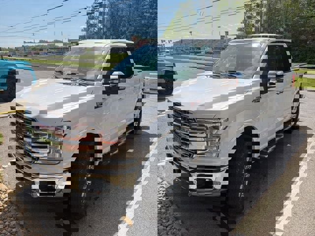 Used 2019 Ford F150 Lariat w/ Equipment Group 502A Luxury image 1