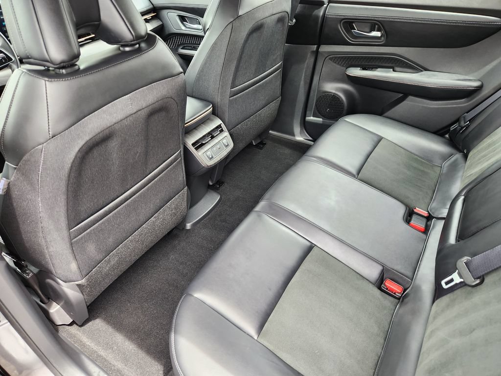 Certified 2023 Nissan Ariya FWD image 25
