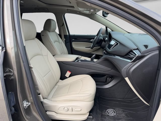 Used 2020 Buick Enclave Essence AWD/4WD image 14