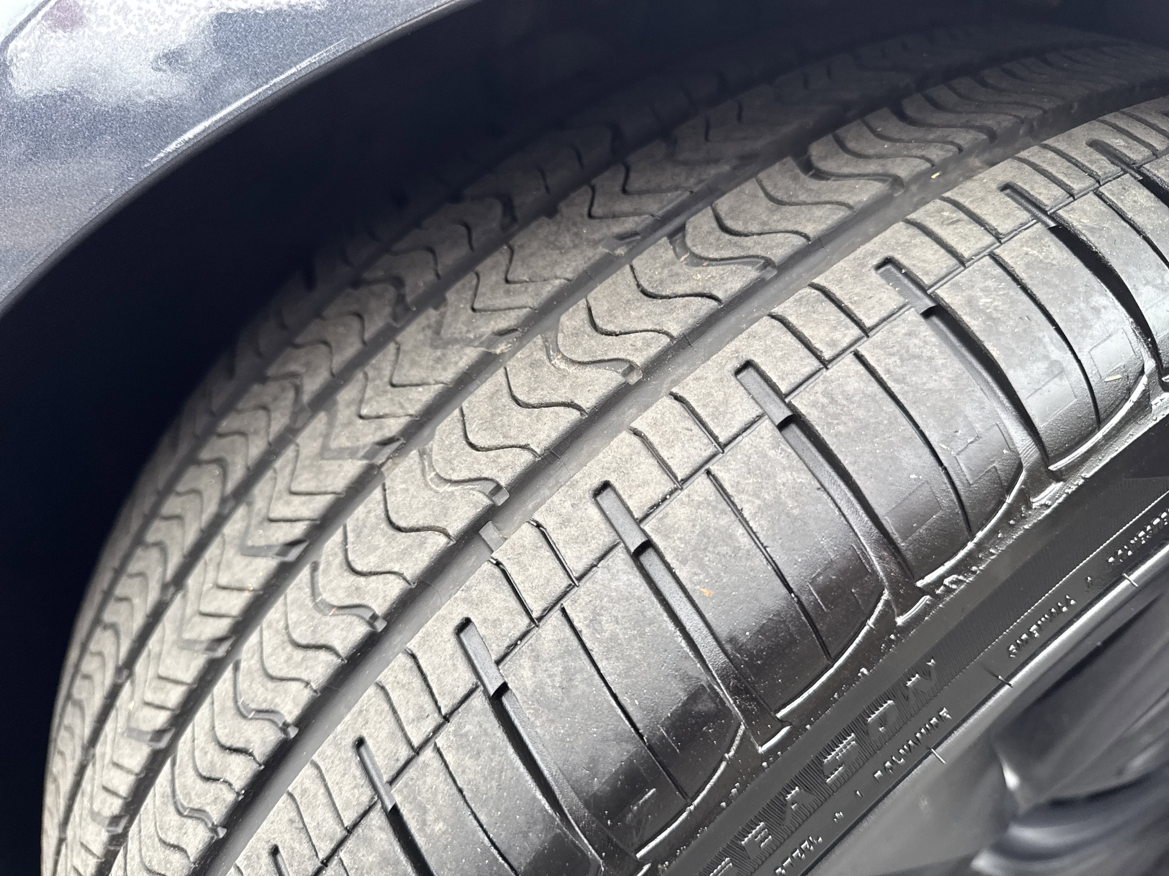 Used 2022 Tesla Model S image 10