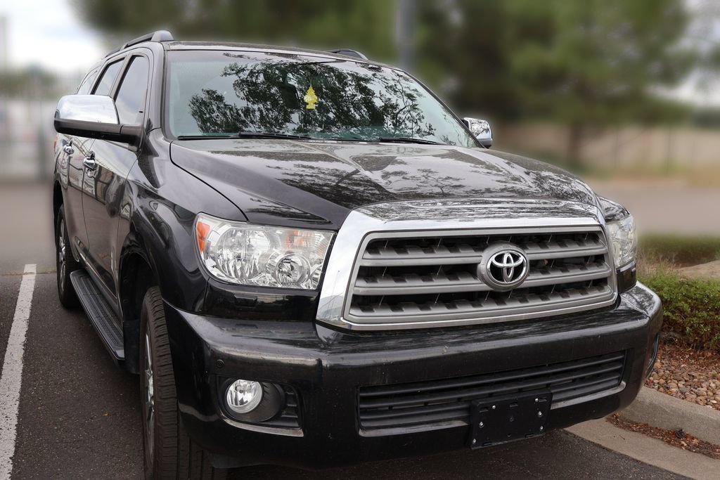 Used 2016 Toyota Sequoia Limited w/ Safety & Convenience Package AWD/4WD image 12