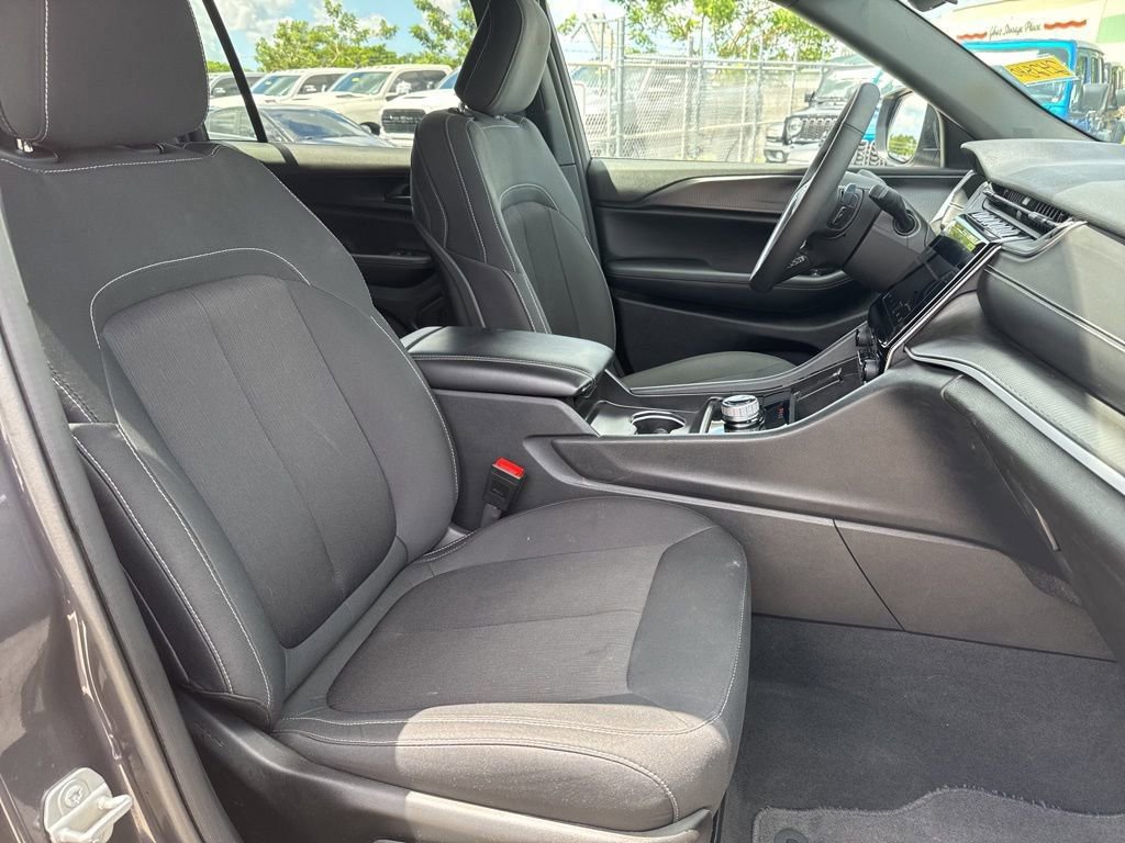 Certified 2024 Jeep Grand Cherokee L Laredo w/ Luxury Tech Group I image 23