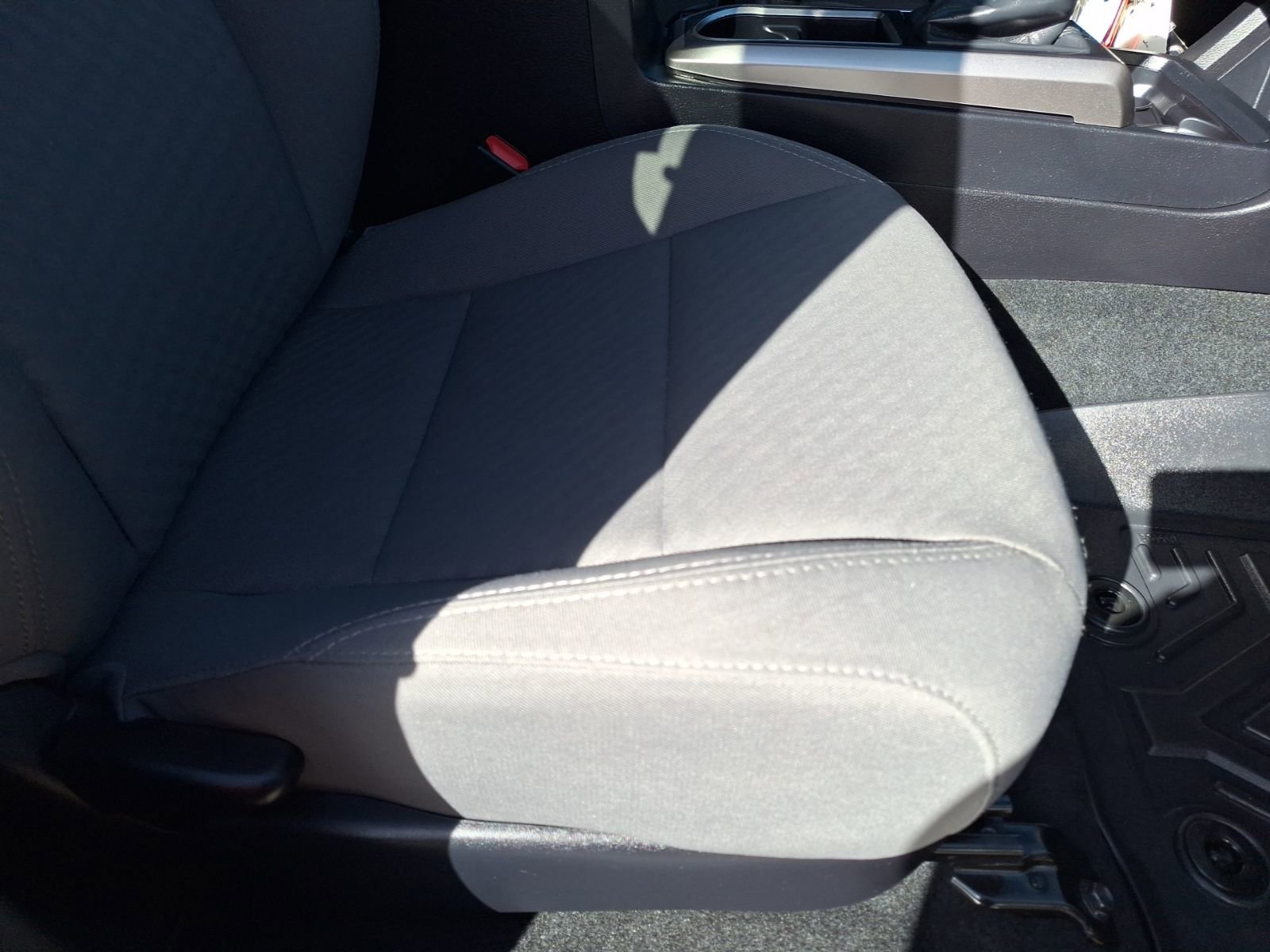 Used 2022 Toyota Tacoma SR5 image 36