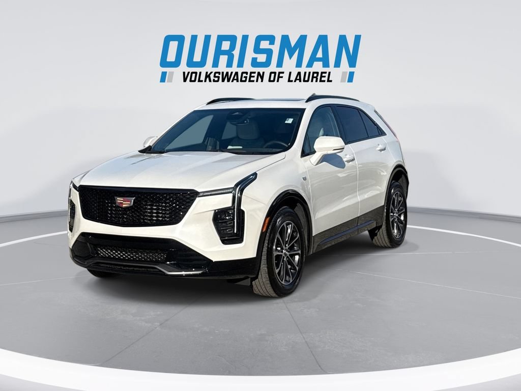 Used 2024 Cadillac XT4 Sport FWD image 4