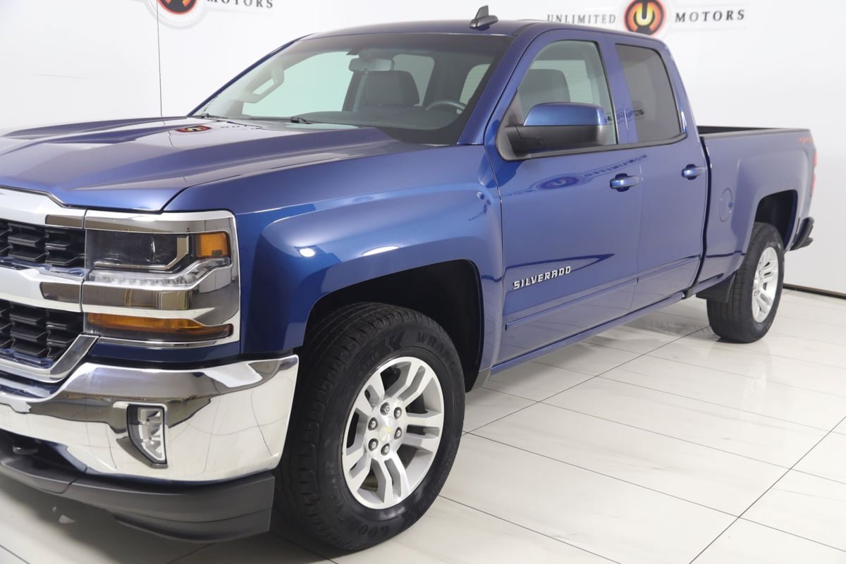 Used 2019 Chevrolet Silverado 1500 LT w/ All Star Edition AWD/4WD image 44