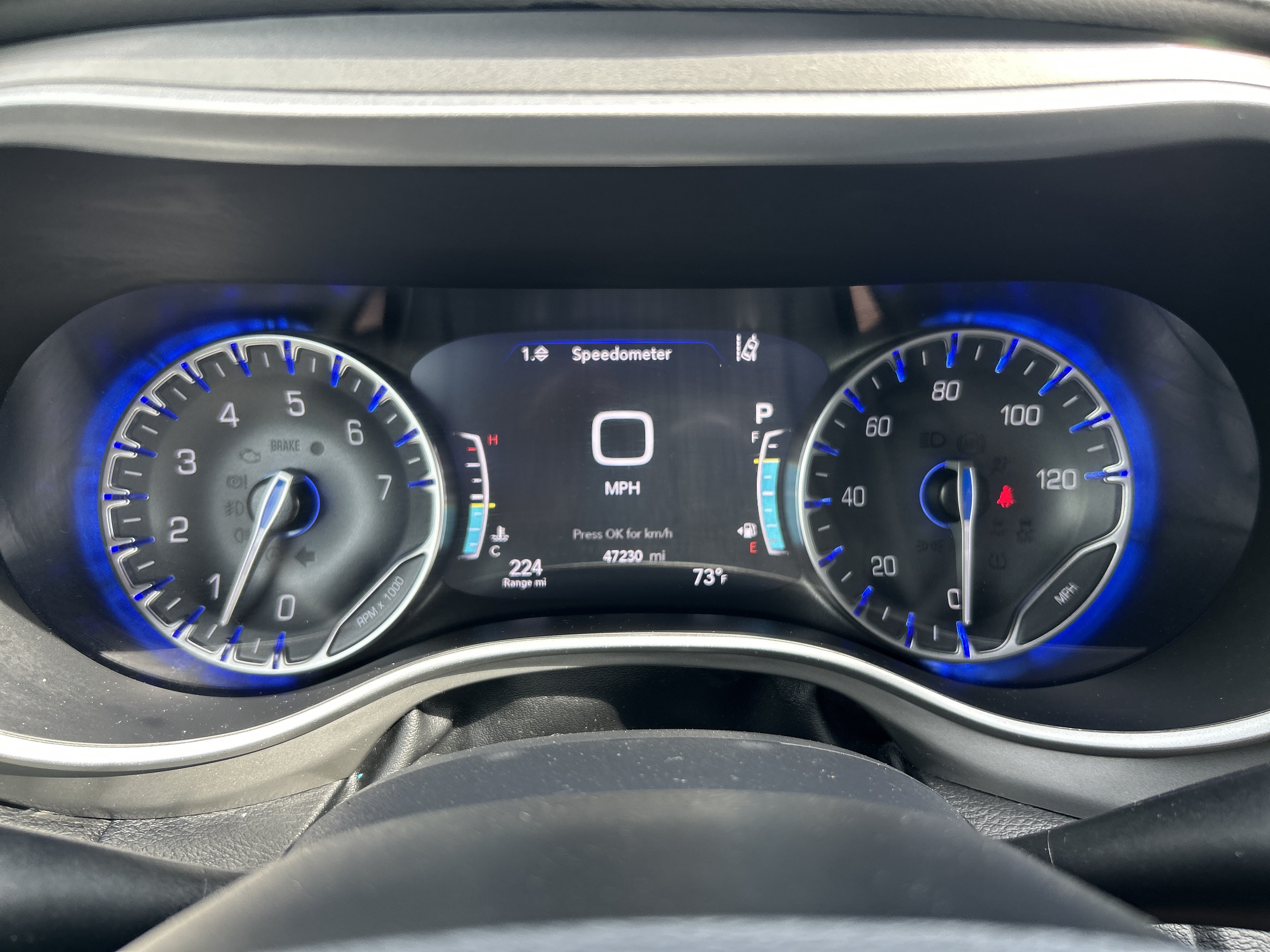 Used 2025 Chrysler Pacifica Select FWD image 23