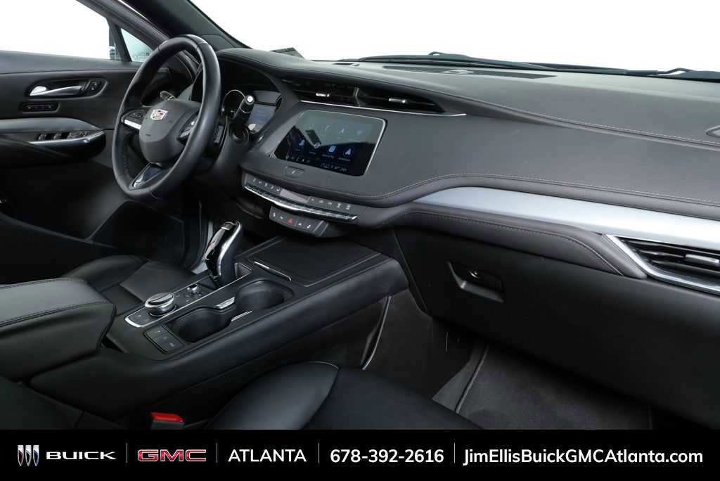 Used 2021 Cadillac XT4 Premium Luxury w/ Cold Weather Package image 19