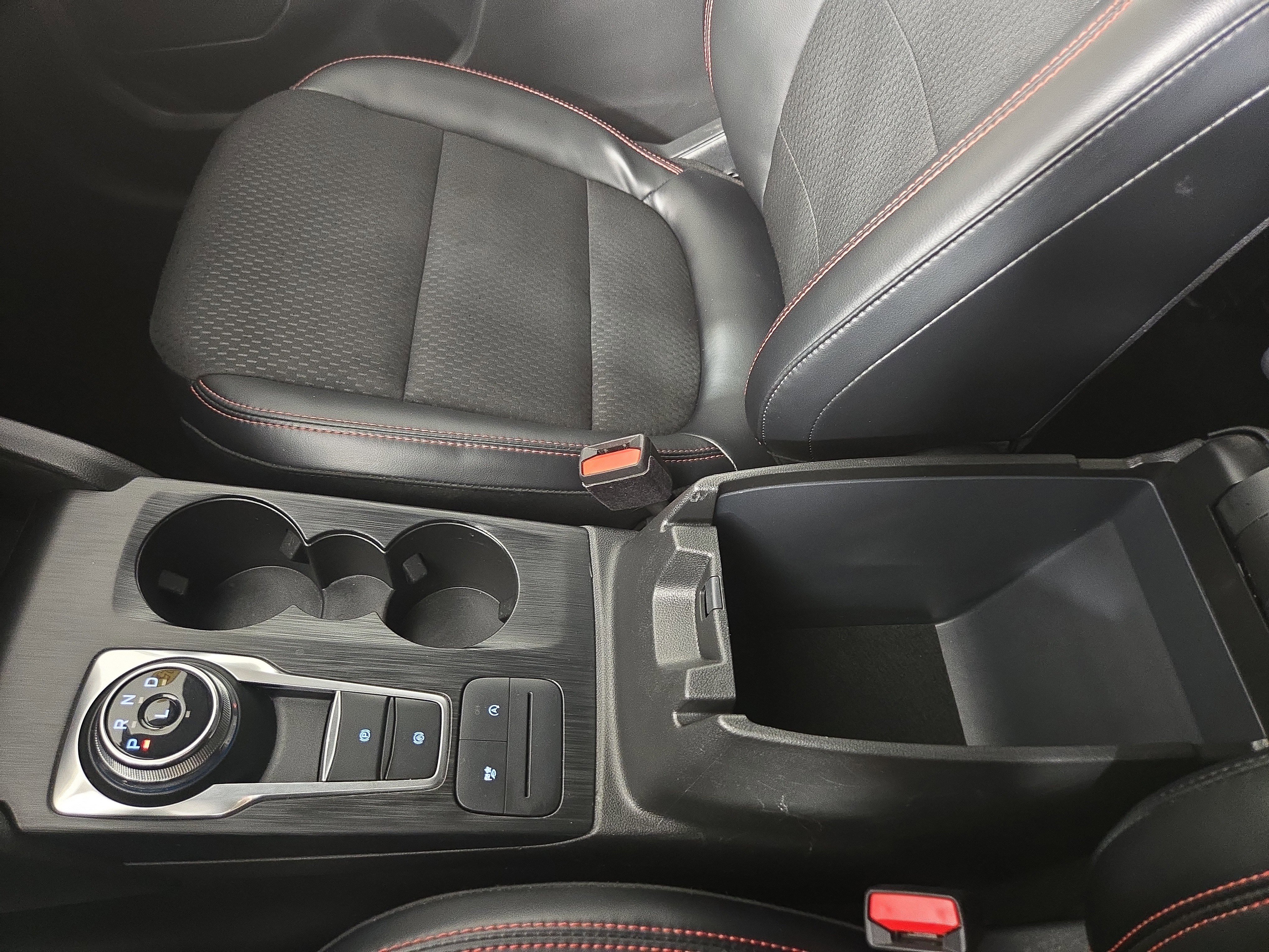 Used 2025 Ford Escape ST-Line Select image 28