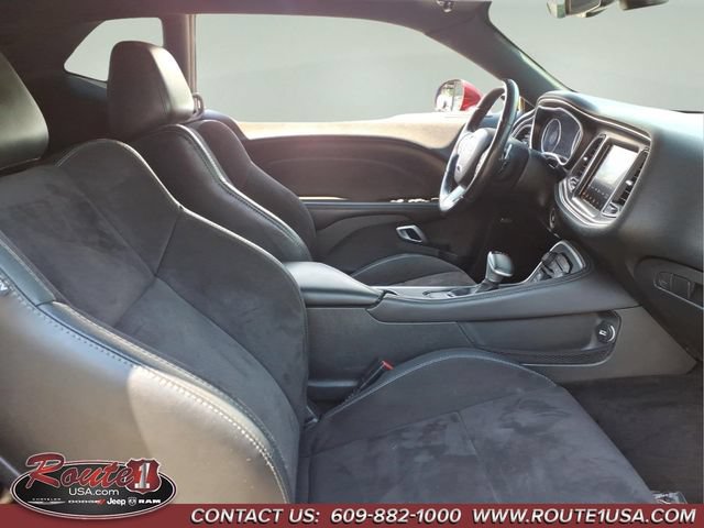 Used 2018 Dodge Challenger R/T Plus RWD image 13