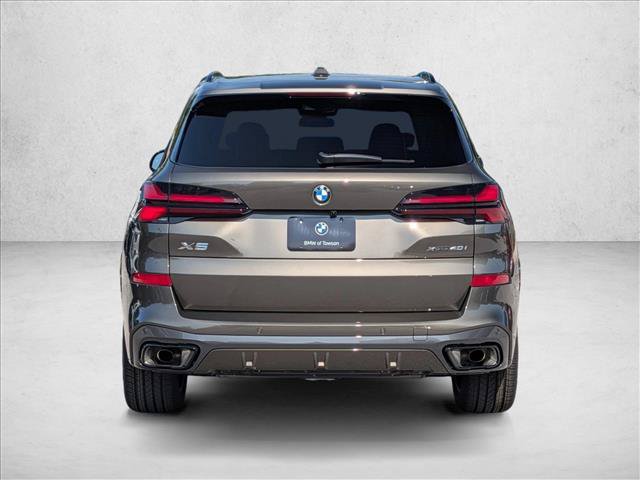 New 2026 BMW X5 xDrive40i w/ M Sport Package AWD/4WD image 8