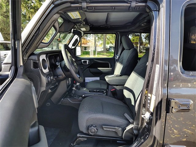 New 2026 Jeep Gladiator Sport image 2