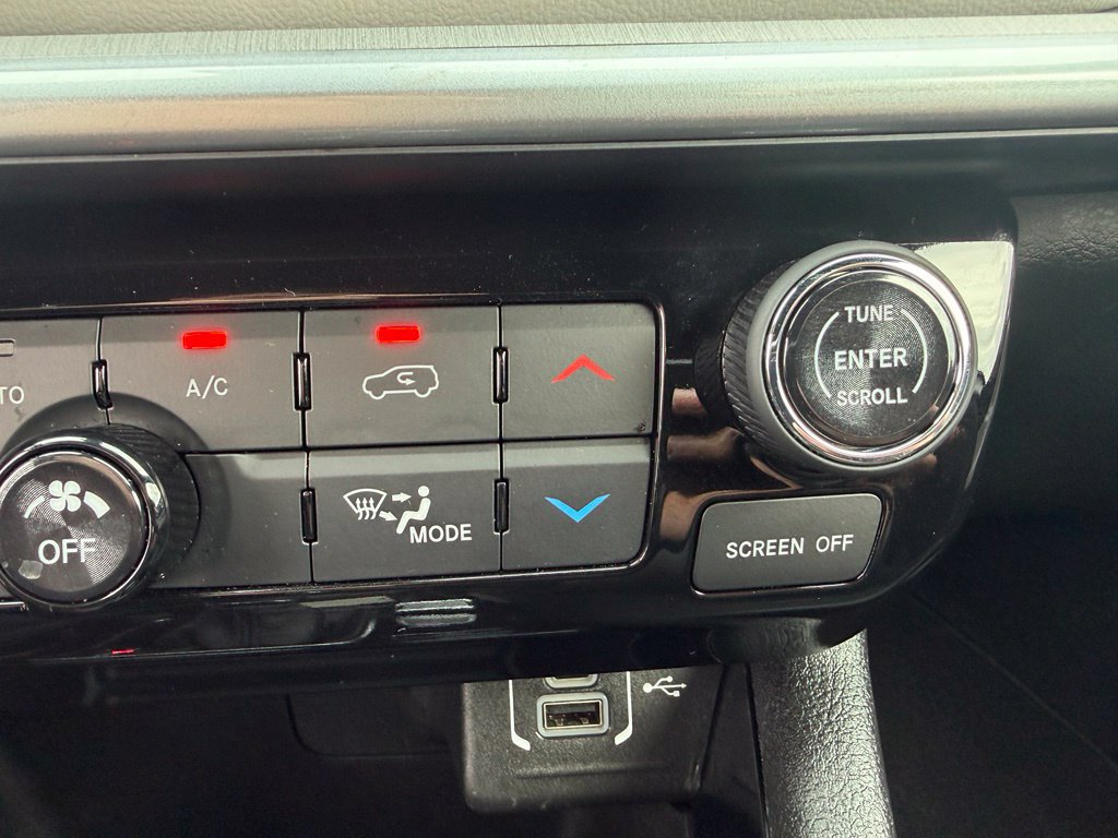 Used 2026 Jeep Compass Limited AWD/4WD image 10