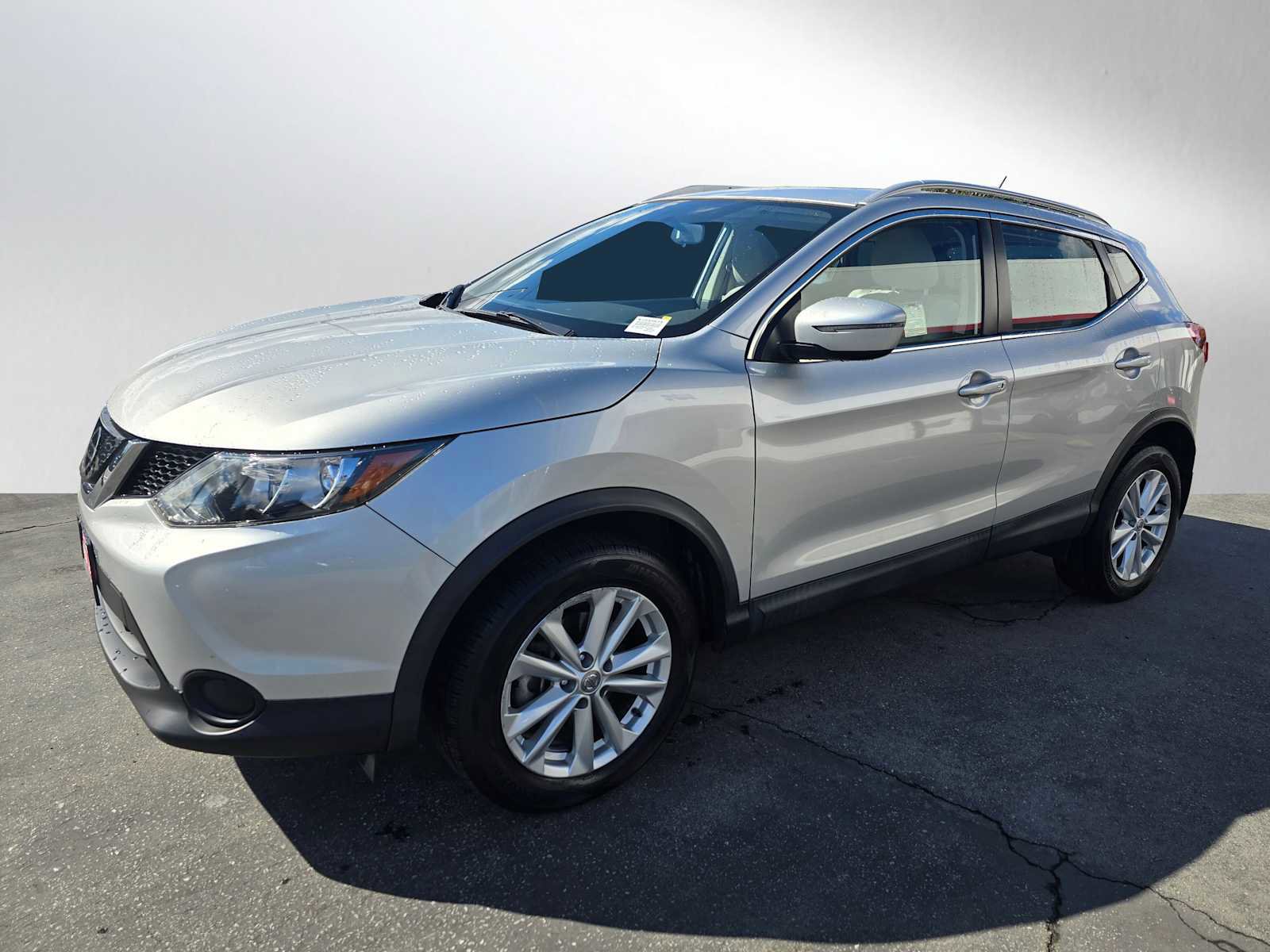 Used 2018 Nissan Rogue Sport SV image 7