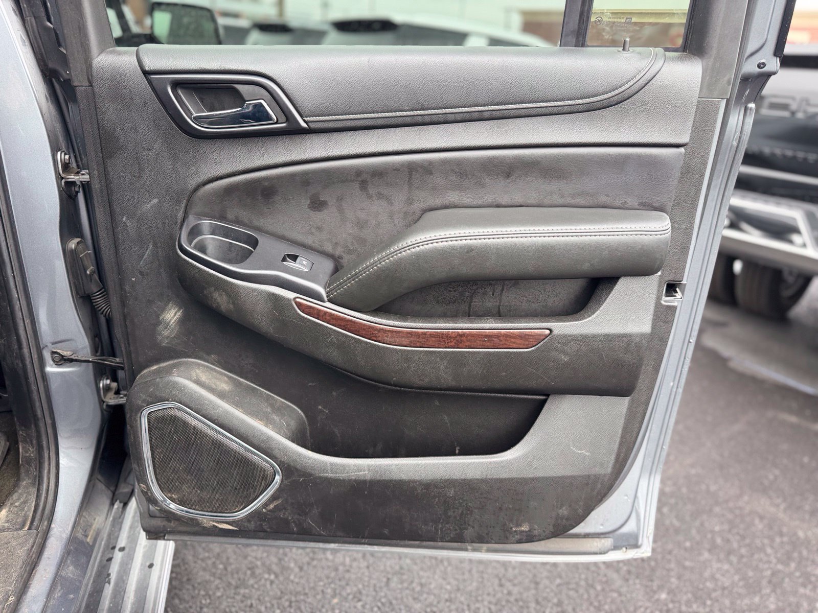 Used 2018 GMC Yukon XL SLT AWD/4WD image 30