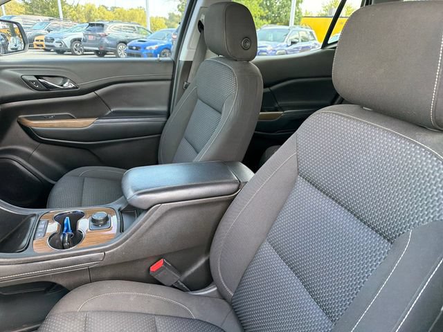 Used 2022 GMC Acadia SLE w/ Elevation Edition FWD image 18