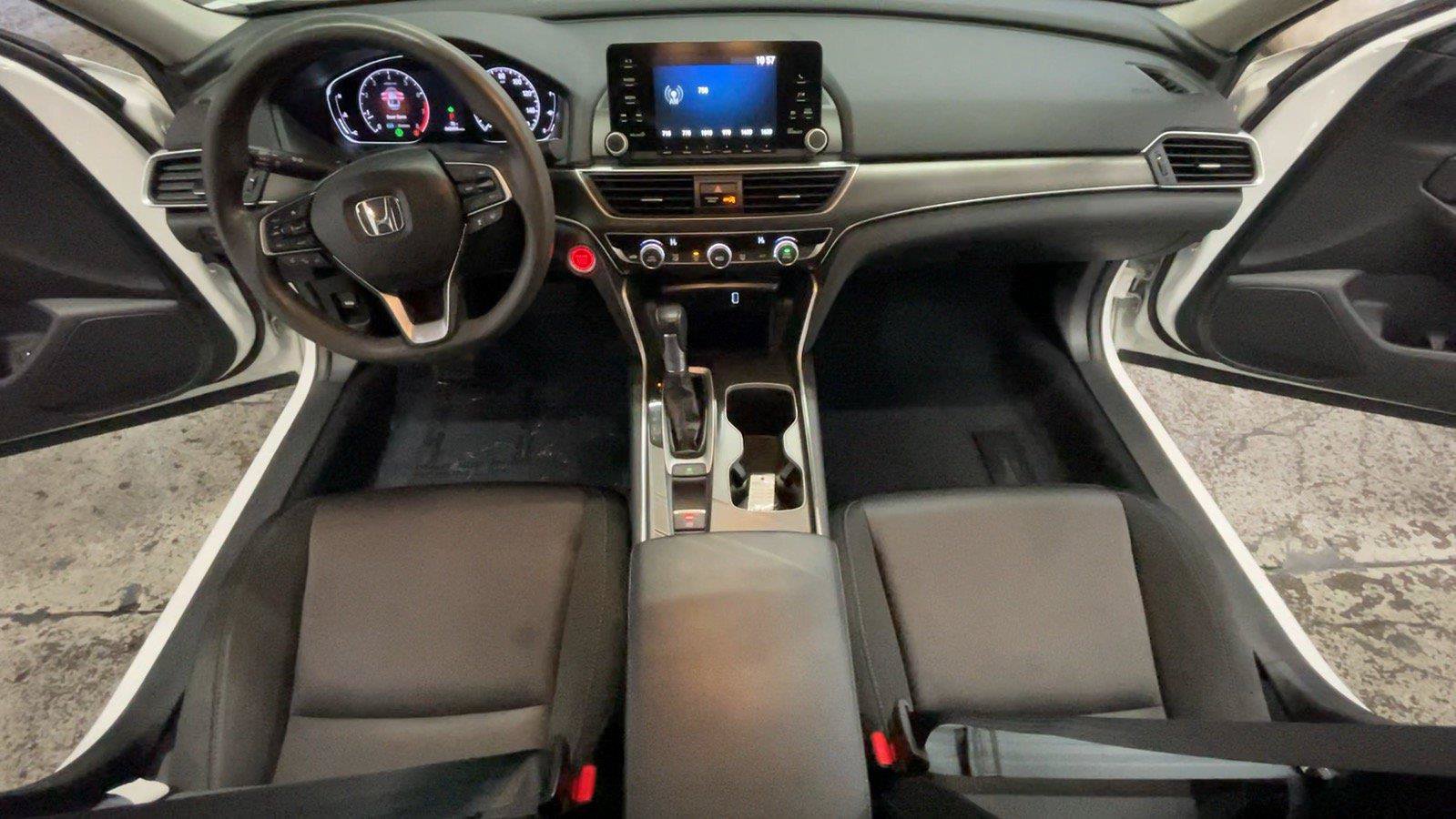 Used 2019 Honda Accord LX image 29