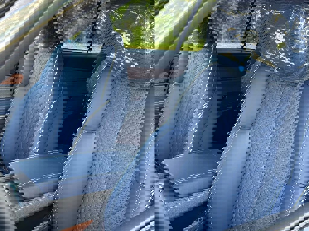 New 2026 Cadillac Vistiq Premium Luxury image 16