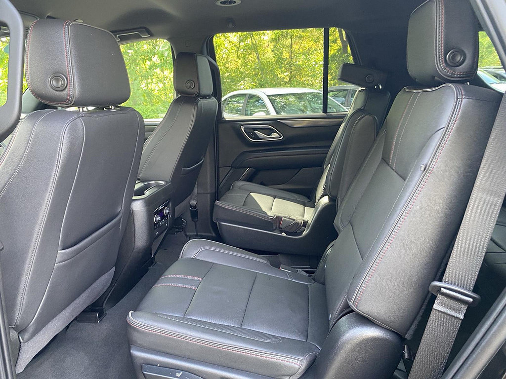 Used 2022 Chevrolet Tahoe RST w/ Sport Performance Package AWD/4WD image 19