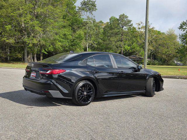 Certified 2025 Toyota Camry SE w/ Convenience Package image 5