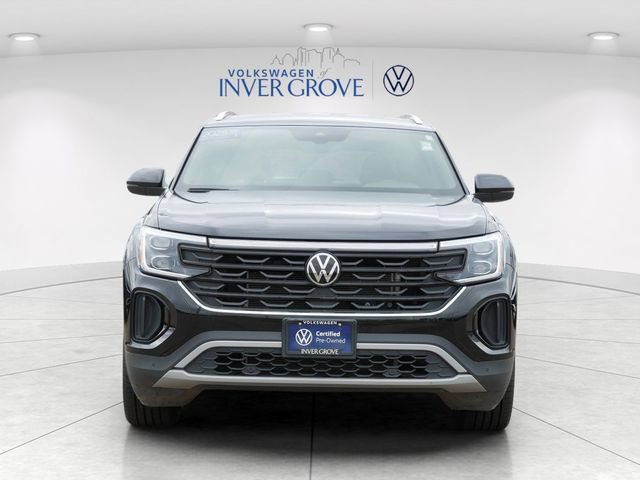 Certified 2025 Volkswagen Atlas Cross Sport SE FWD image 2