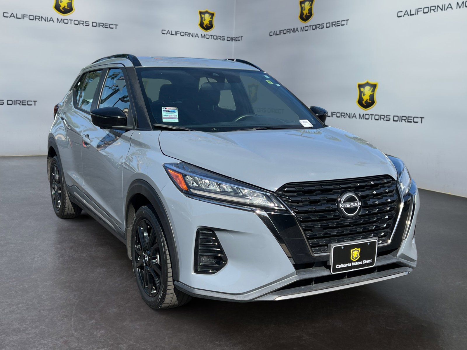 Used 2024 Nissan Kicks SR FWD image 7