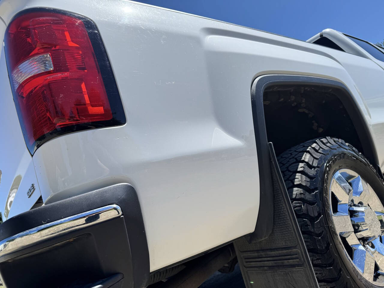 Used 2018 GMC Sierra 2500 SLE w/ SLE Fleet Preferred Package AWD/4WD image 18