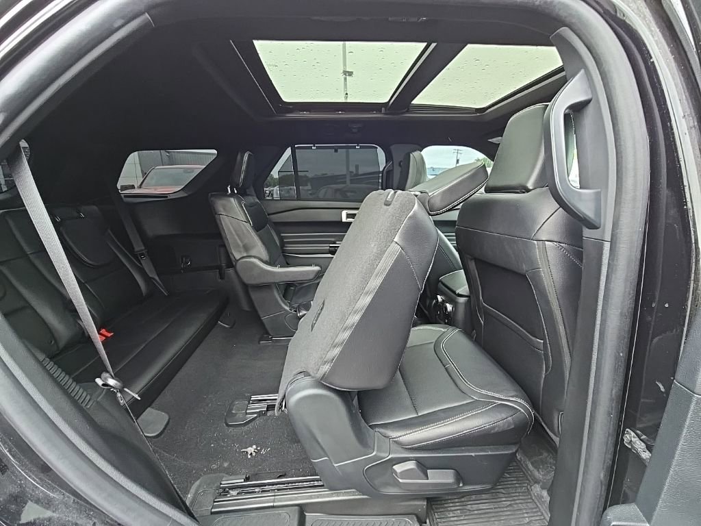 Used 2023 Ford Explorer ST w/ Equipment Group 401A AWD/4WD image 46