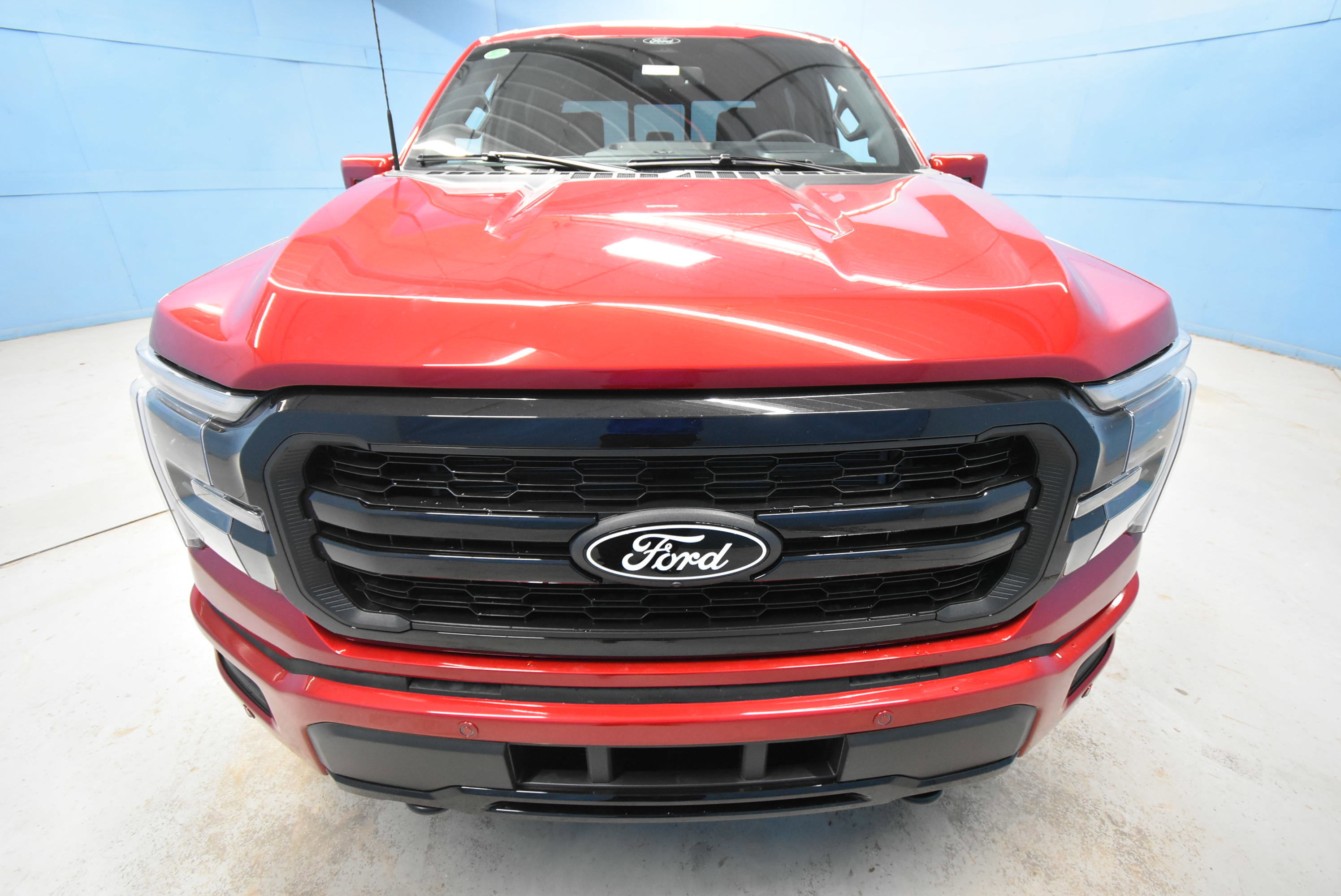 New 2025 Ford F150 Lariat w/ Equipment Group 502A High image 28