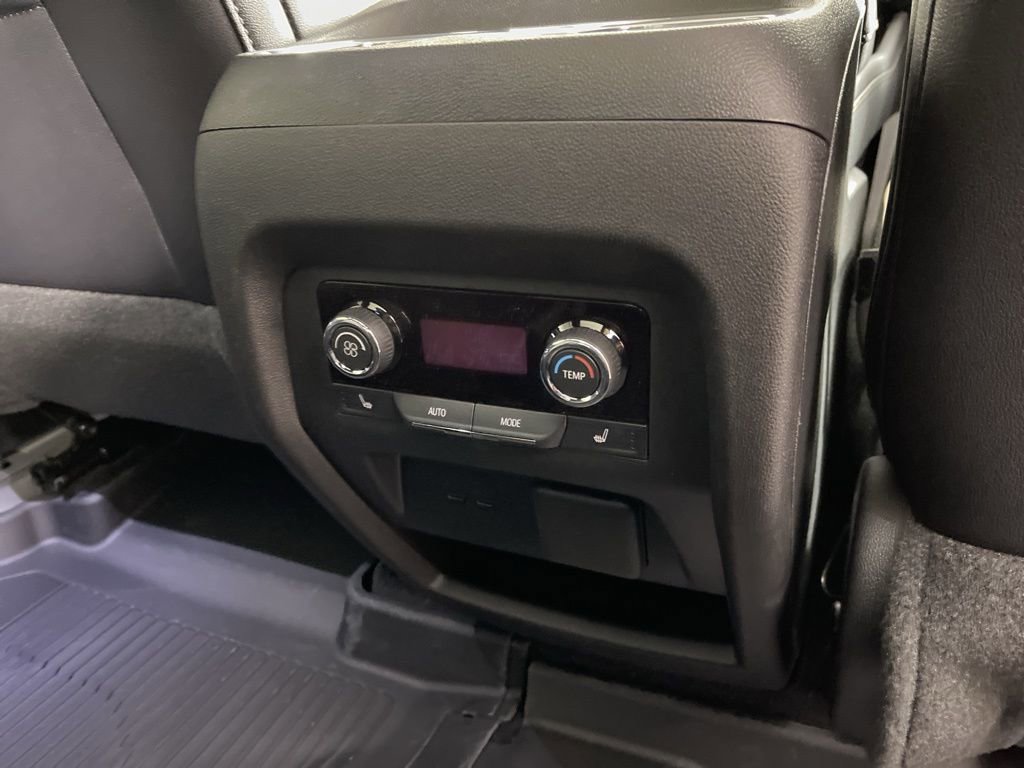 New 2026 Chevrolet Traverse High Country image 10