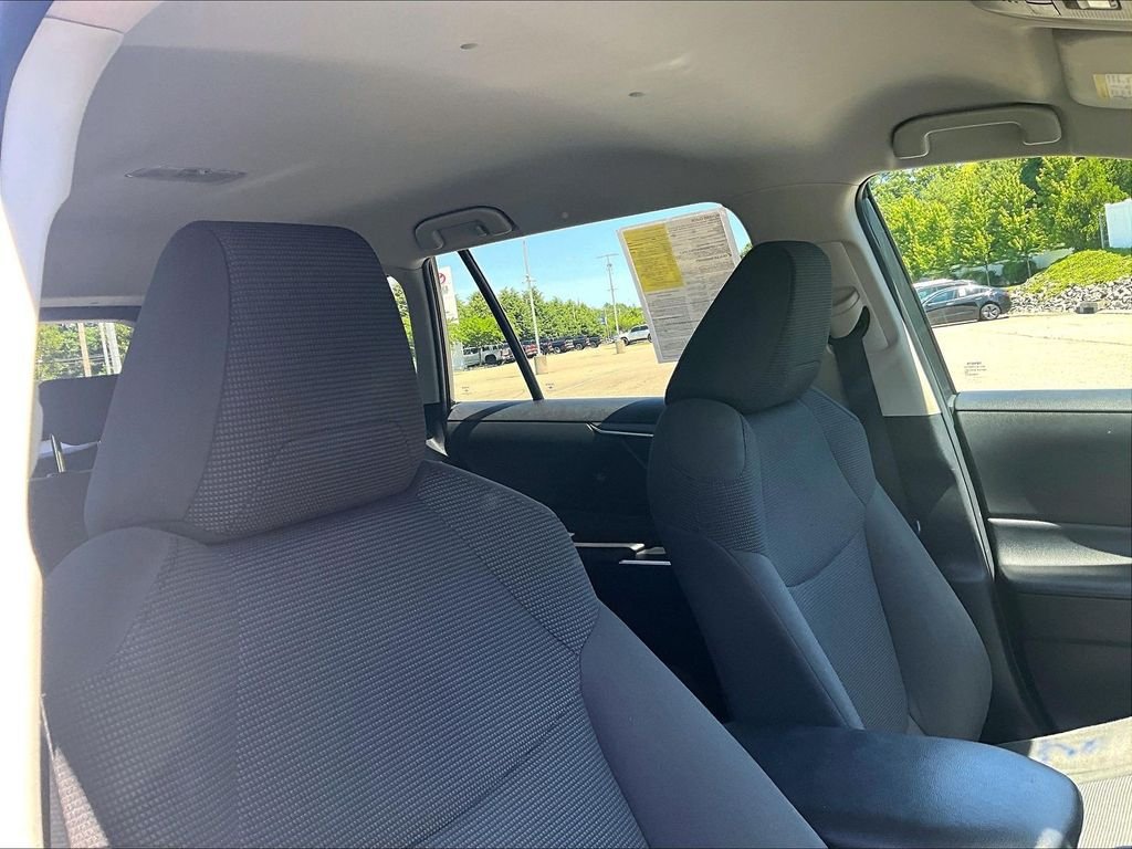 Used 2020 Toyota RAV4 LE w/ All Weather Liner Package AWD/4WD image 22