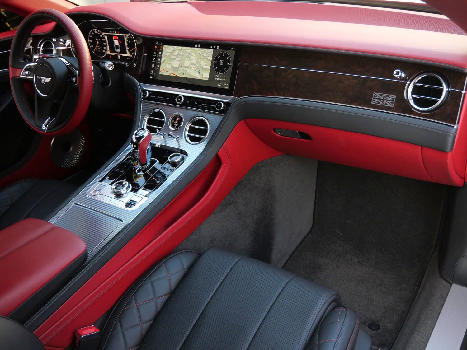 Used 2020 Bentley Continental GT image 2