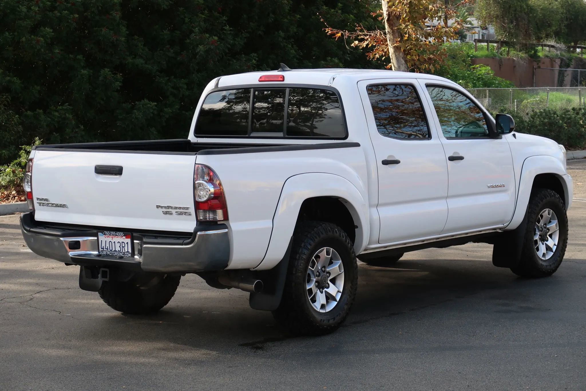 Used 2014 Toyota Tacoma PreRunner w/ SR5 Package RWD image 5