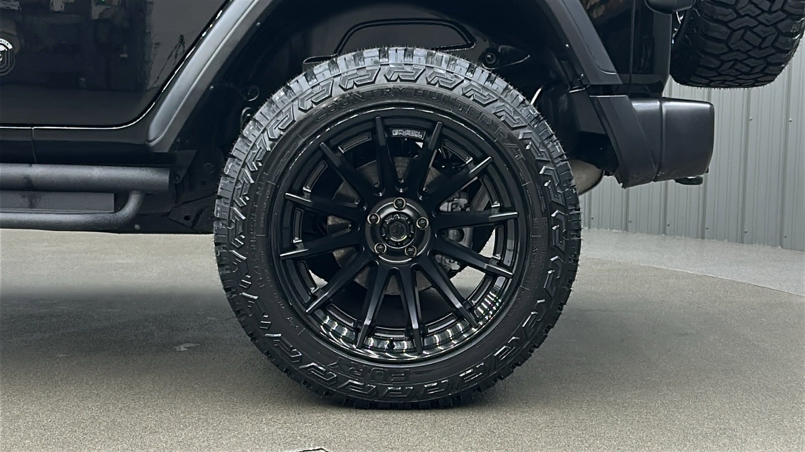 Used 2025 Jeep Wrangler Willys 4xe image 9