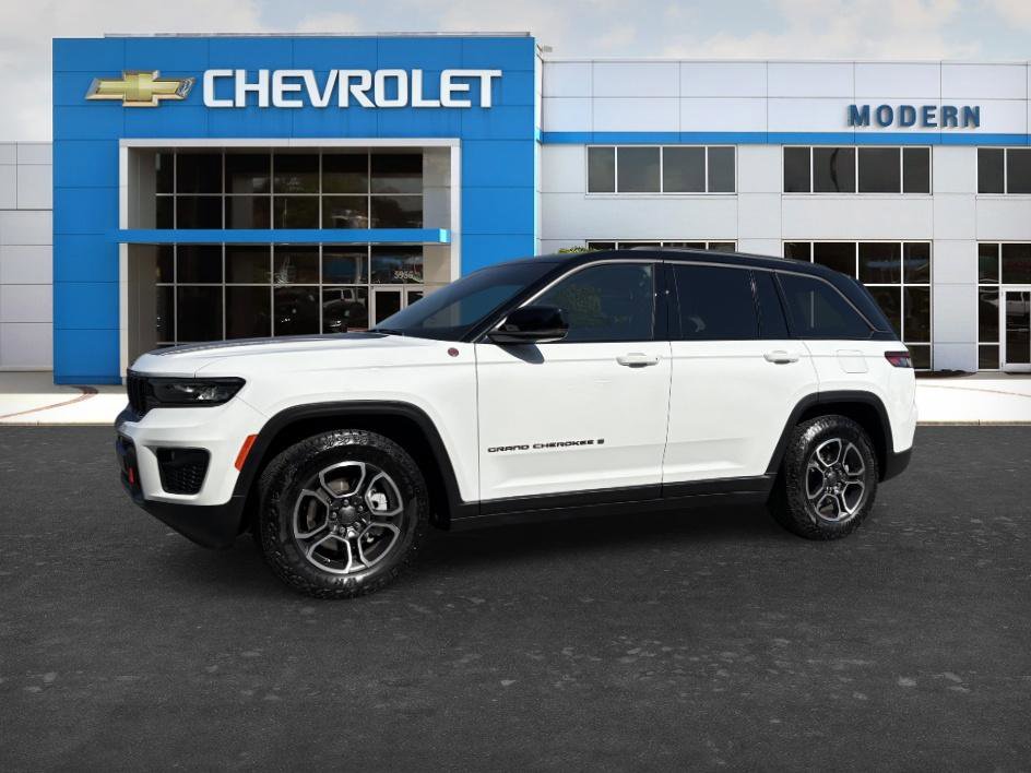 Used 2022 Jeep Grand Cherokee Trailhawk AWD/4WD image 1