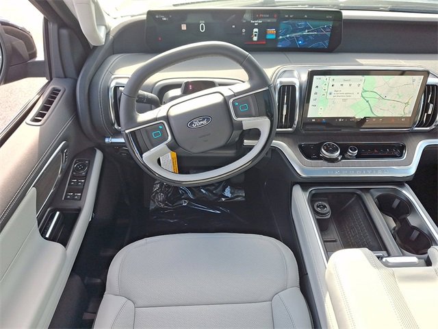 New 2025 Ford Expedition Platinum w/ Platinum Ultimate Package image 7