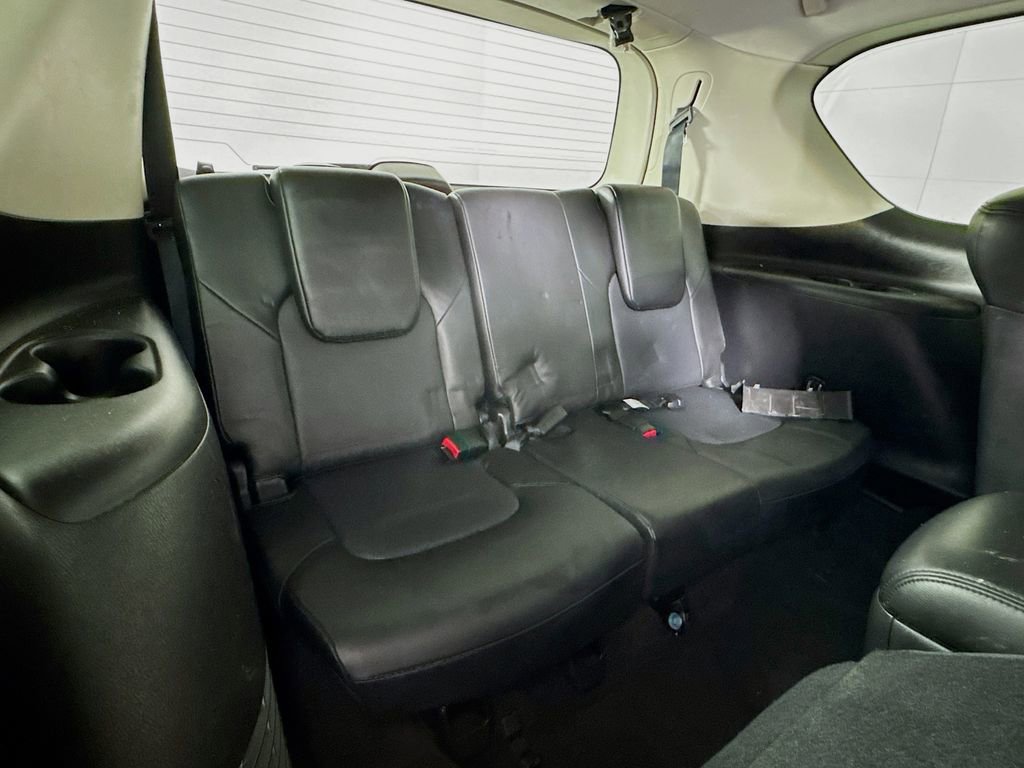 Used 2021 Nissan Armada SL w/ Captain's Chairs Package RWD image 34