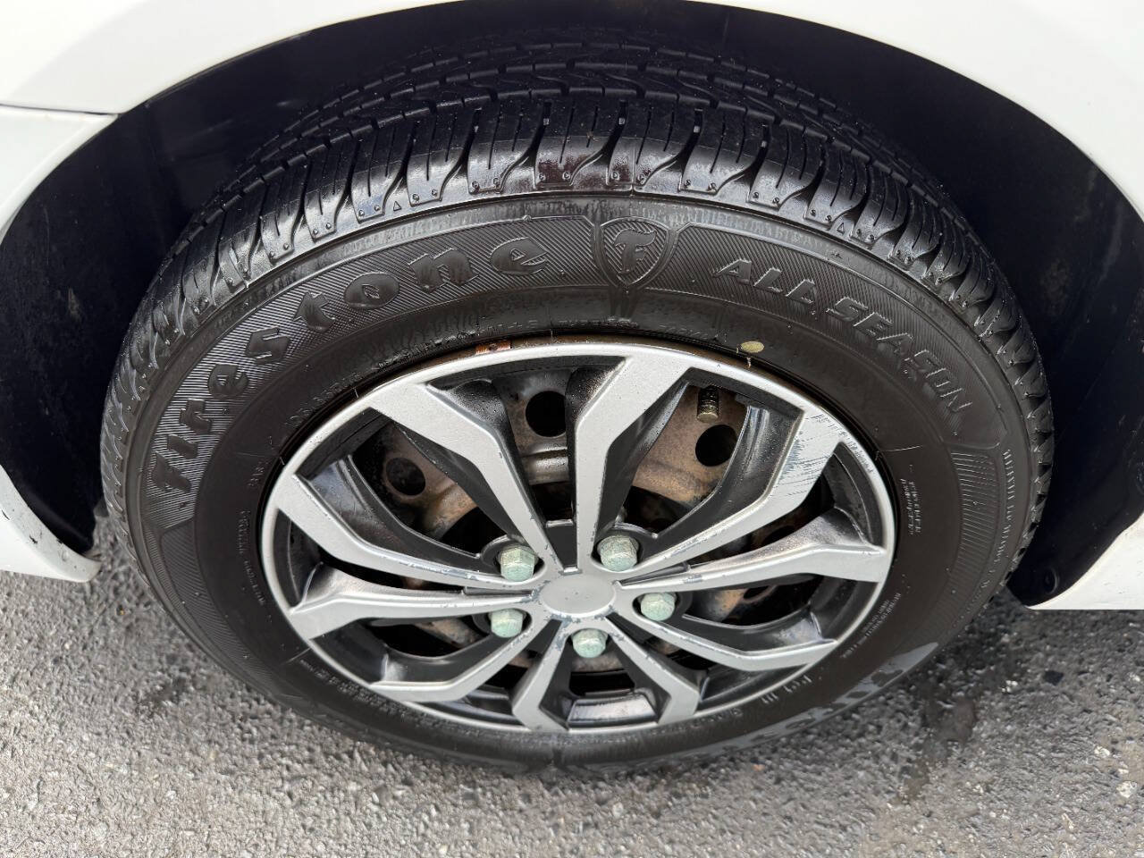 Used 2005 Toyota Corolla LE FWD image 9