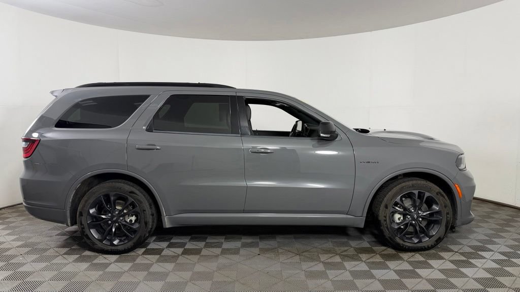 Used 2023 Dodge Durango R/T AWD/4WD image 10