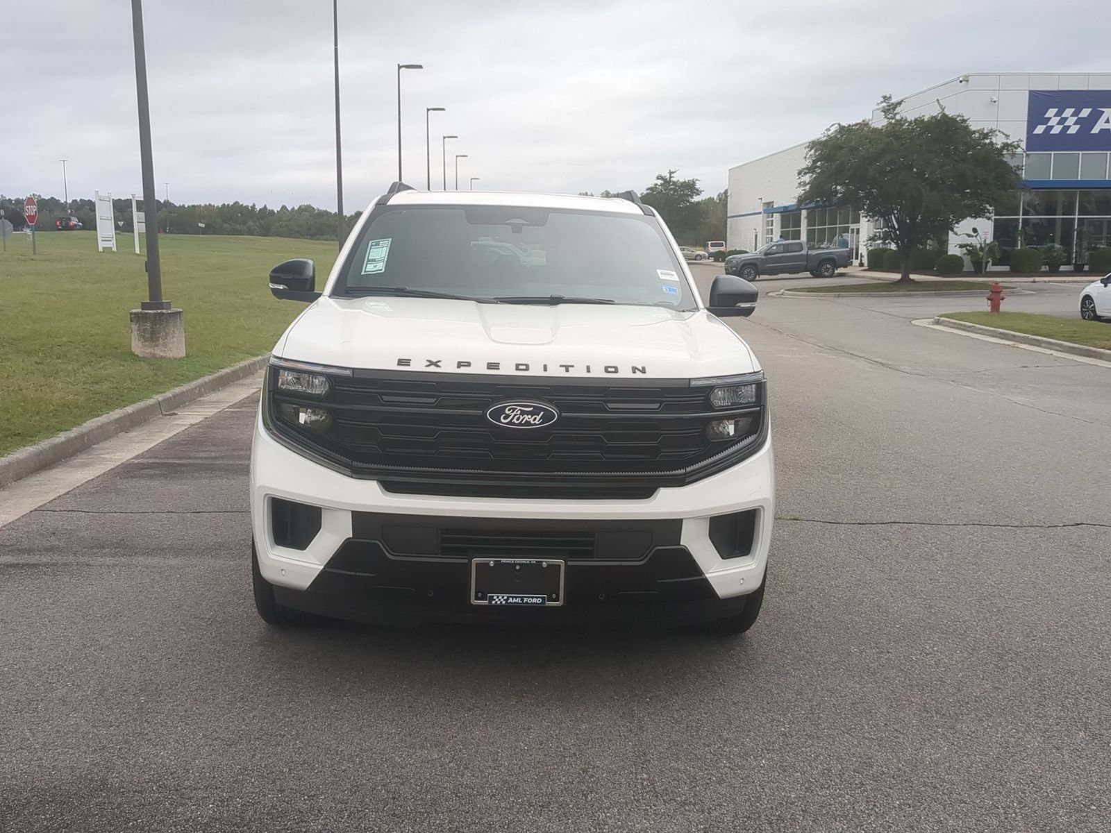 New 2027 Ford Expedition Max Platinum w/ Stealth Performance Package AWD/4WD image 8